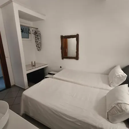 Maria Eleni Guest house