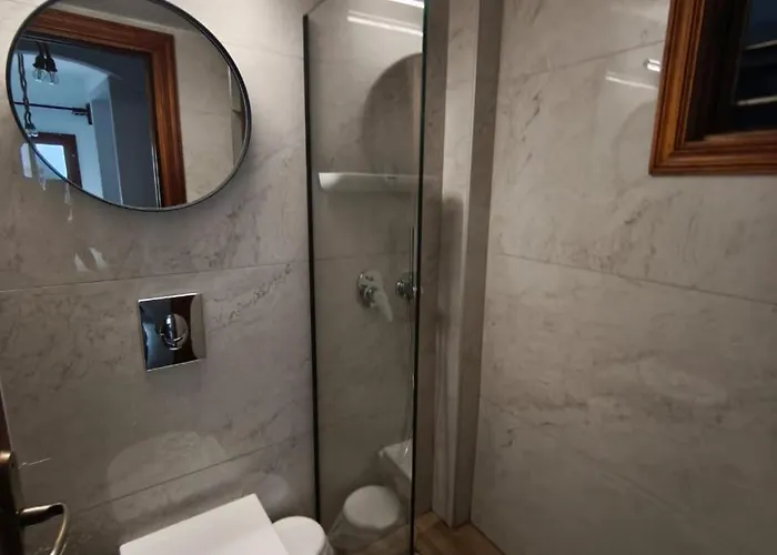 Maria Eleni * Mykonos Town