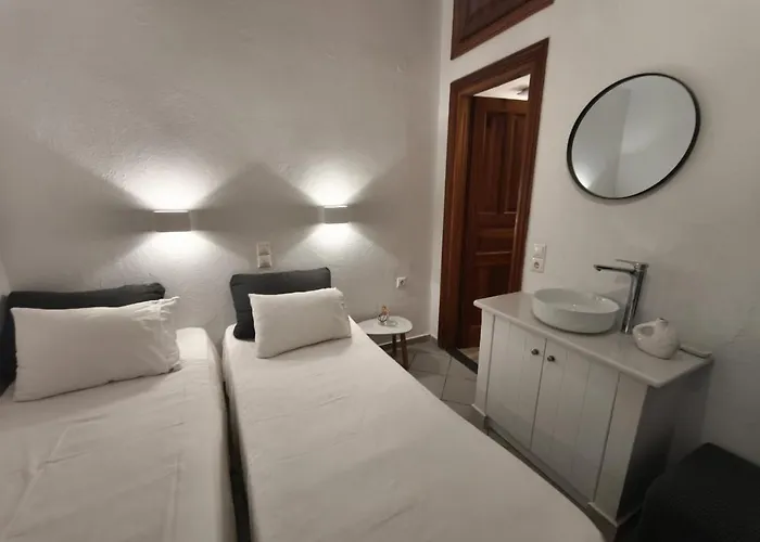 Maria Eleni * Mykonos Town