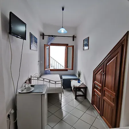 בית הארחה Maria Eleni