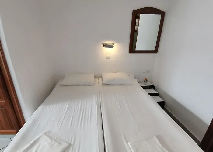 Maria Eleni Guest house *